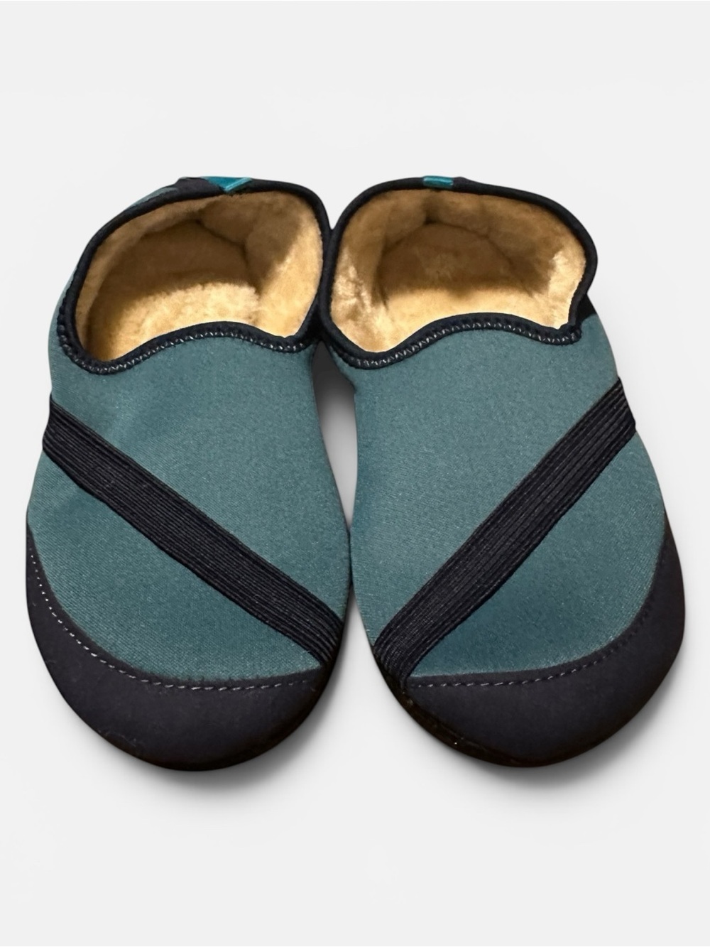 KOZI KICKS Active Lifestyle Slippers Plush Lined House Shoes Teal Size S 5.5-6.5